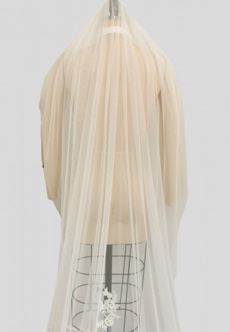 Italian Tulle Wedding Veil with a Beaded Lace Edge