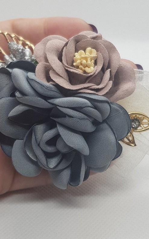 Wrist Corsage Rose Flower with Gold Leaf & Pearl Bracelet