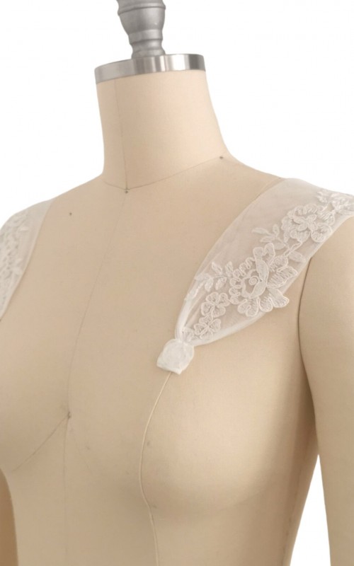 Detachable bridal lace straps and sleeves with floral appliqué in ivory tulle