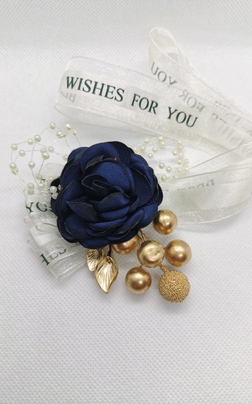 Wrist Corsage Flower Rose with Gold Decoration & Pearl