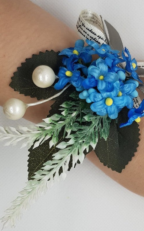 Floral Wrist Corsage Artificial Flower & Leaf with Organza Ribbon