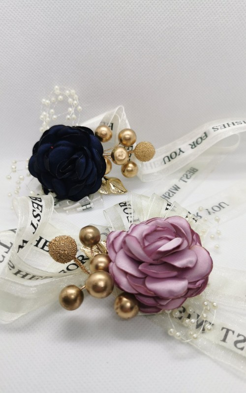 Wrist Corsage Flower Rose with Gold Decoration & Pearl