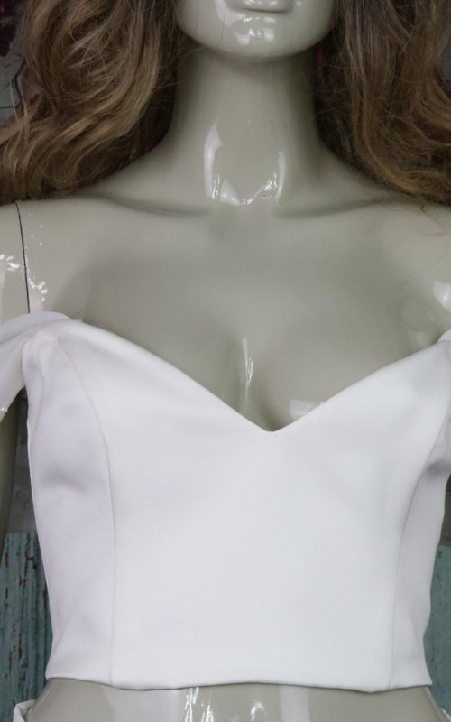 Off-shoulder pearl tulle detachable bridal straps and sleeves in ivory