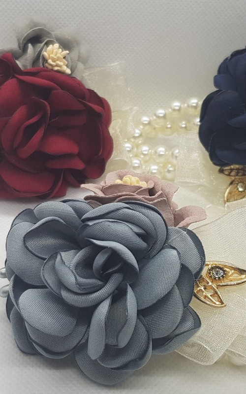 Wrist Corsage Rose Flower with Gold Leaf & Pearl Bracelet