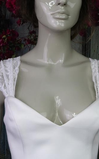 White lace detachable bridal cap straps and sleeves, worn on or off the shoulder