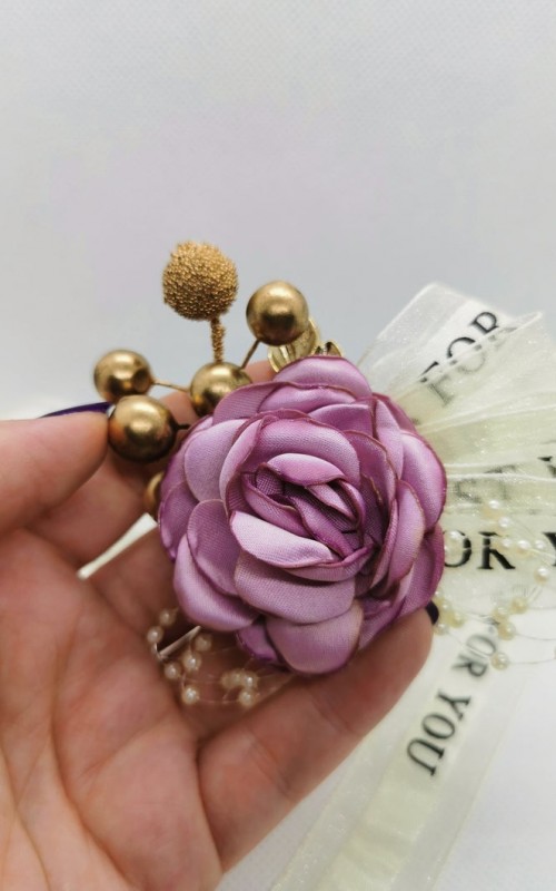 Wrist Corsage Flower Rose with Gold Decoration & Pearl