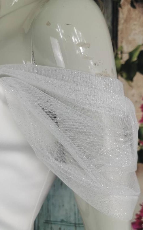 White glitter tulle off-shoulder detachable bridal straps and sleeves