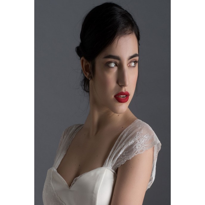 Ivory Lace Detachable Straps