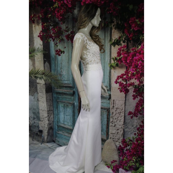 Ivory Fishtail Wedding Dress